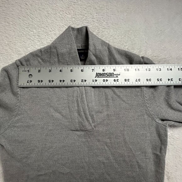 346 Brooks Brothers Womens Gray V-Neck Sweater Merino Wool Size Small Pullover - Picture 5 of 7